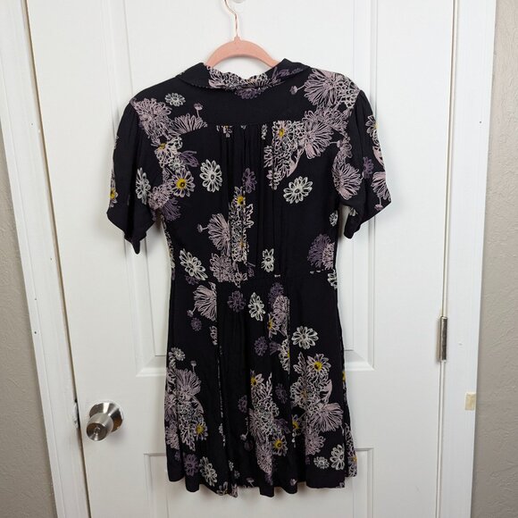 Free People | Black Floral Short Sleeve Mini Dress Size Small - Picture 2 of 7